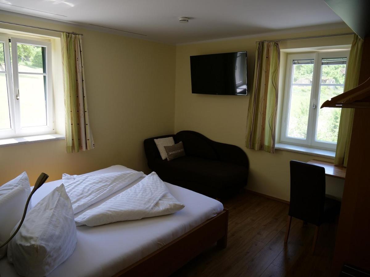 Lugerfarm Hotell Melk Eksteriør bilde